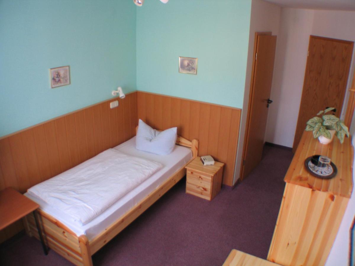 Hotel Katharina Зангерхаузен Номер фото